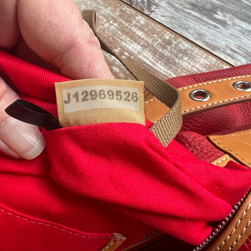 Dooney & Bourke Patterson Pebbled Leather Paige Sac Hobo - Picture 6 of 11